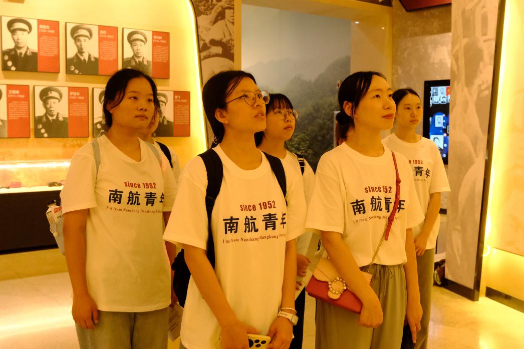 实践队在安源参观路矿工人纪念馆
